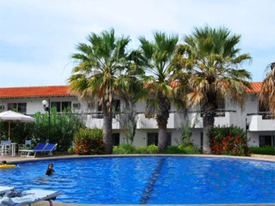 Ld Palm Beach Hotel Playa El Agua Exterior photo